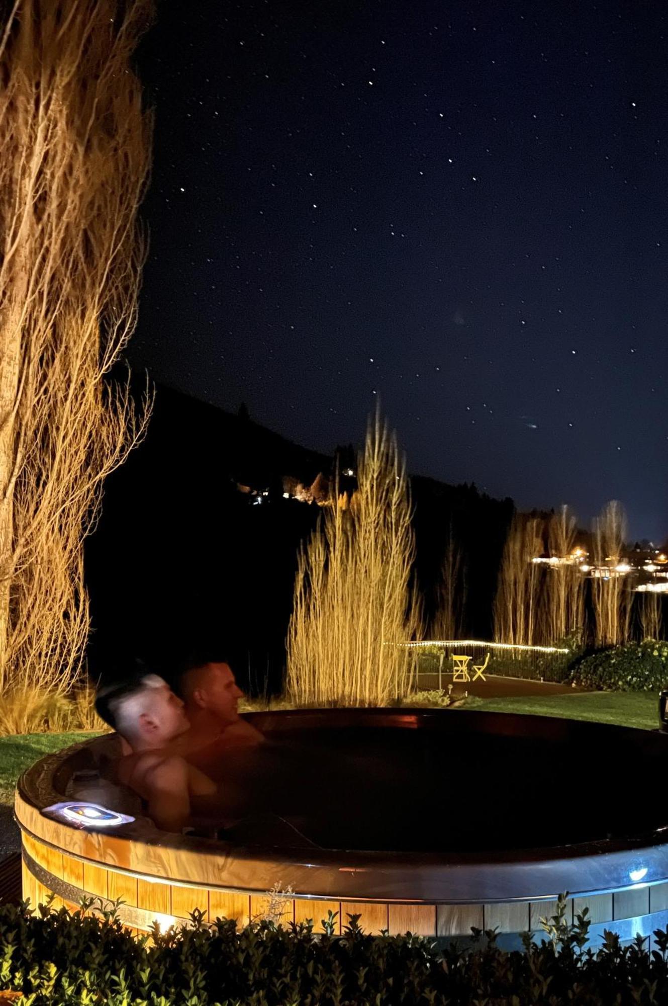 Moonlight Escape Lodge Queenstown Exterior photo